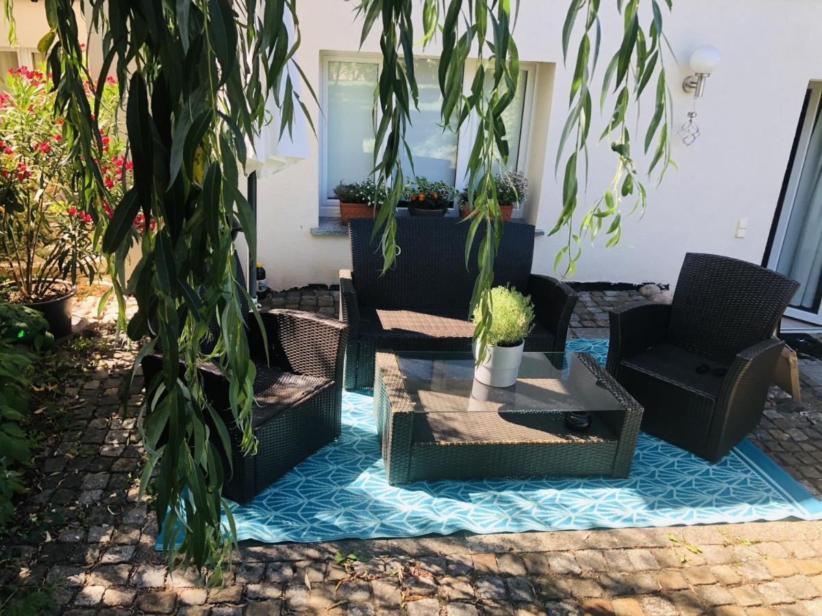 Neu Eingerichtetes Apartment #1 Mit Wlan !Sauna & Hot Tub Zubuchbar! Senftenberg Εξωτερικό φωτογραφία