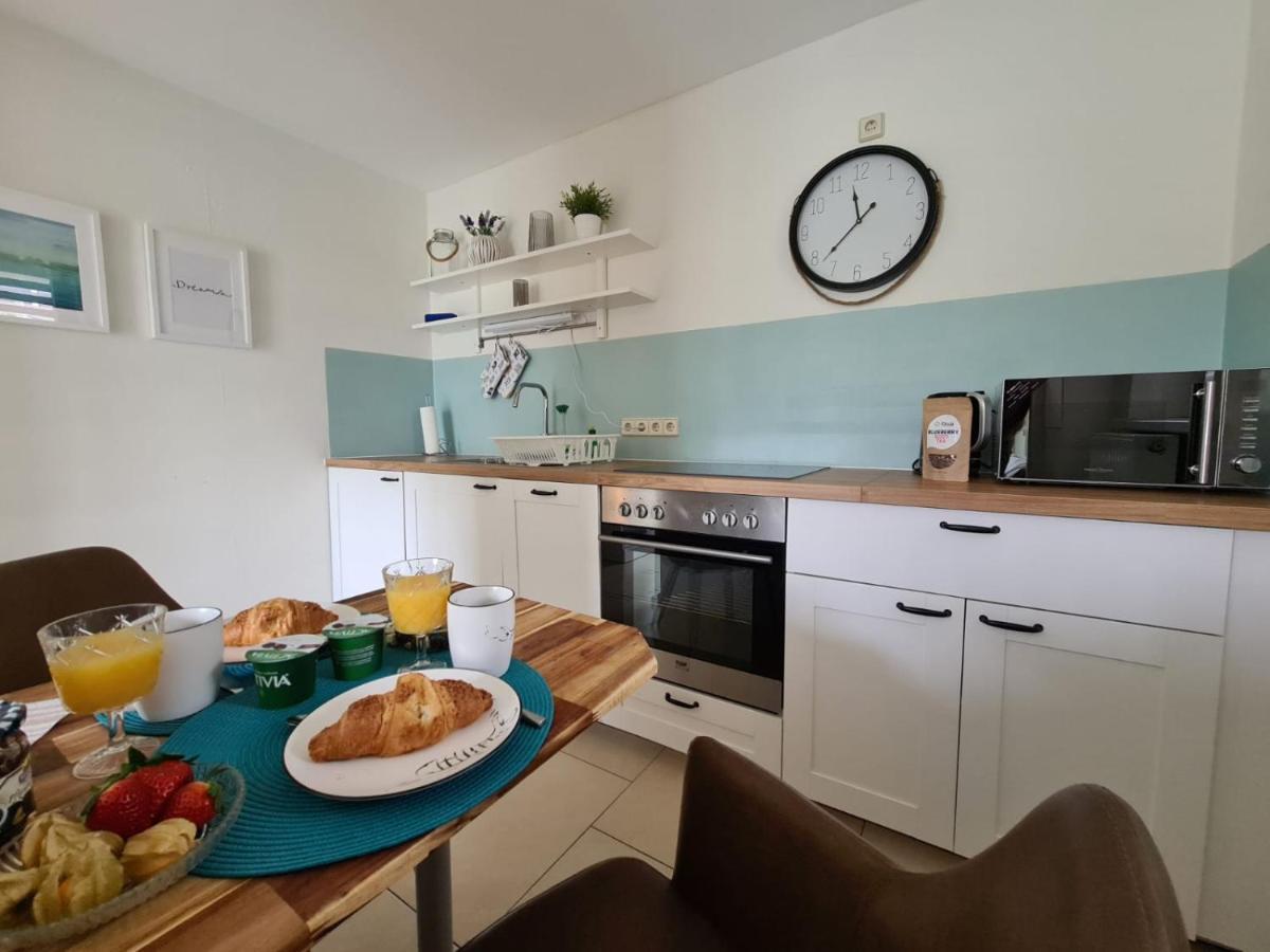 Neu Eingerichtetes Apartment #1 Mit Wlan !Sauna & Hot Tub Zubuchbar! Senftenberg Εξωτερικό φωτογραφία