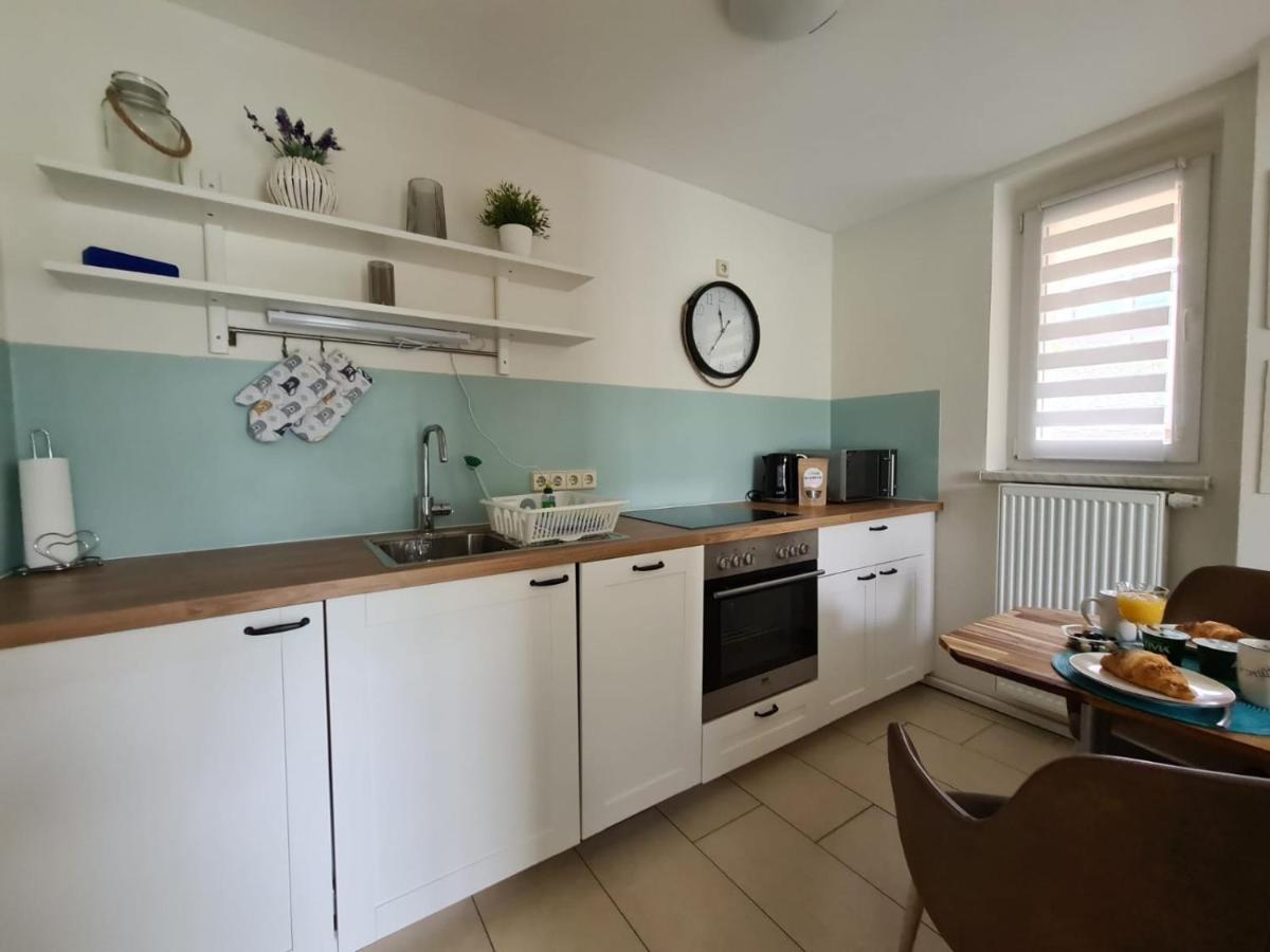 Neu Eingerichtetes Apartment #1 Mit Wlan !Sauna & Hot Tub Zubuchbar! Senftenberg Εξωτερικό φωτογραφία
