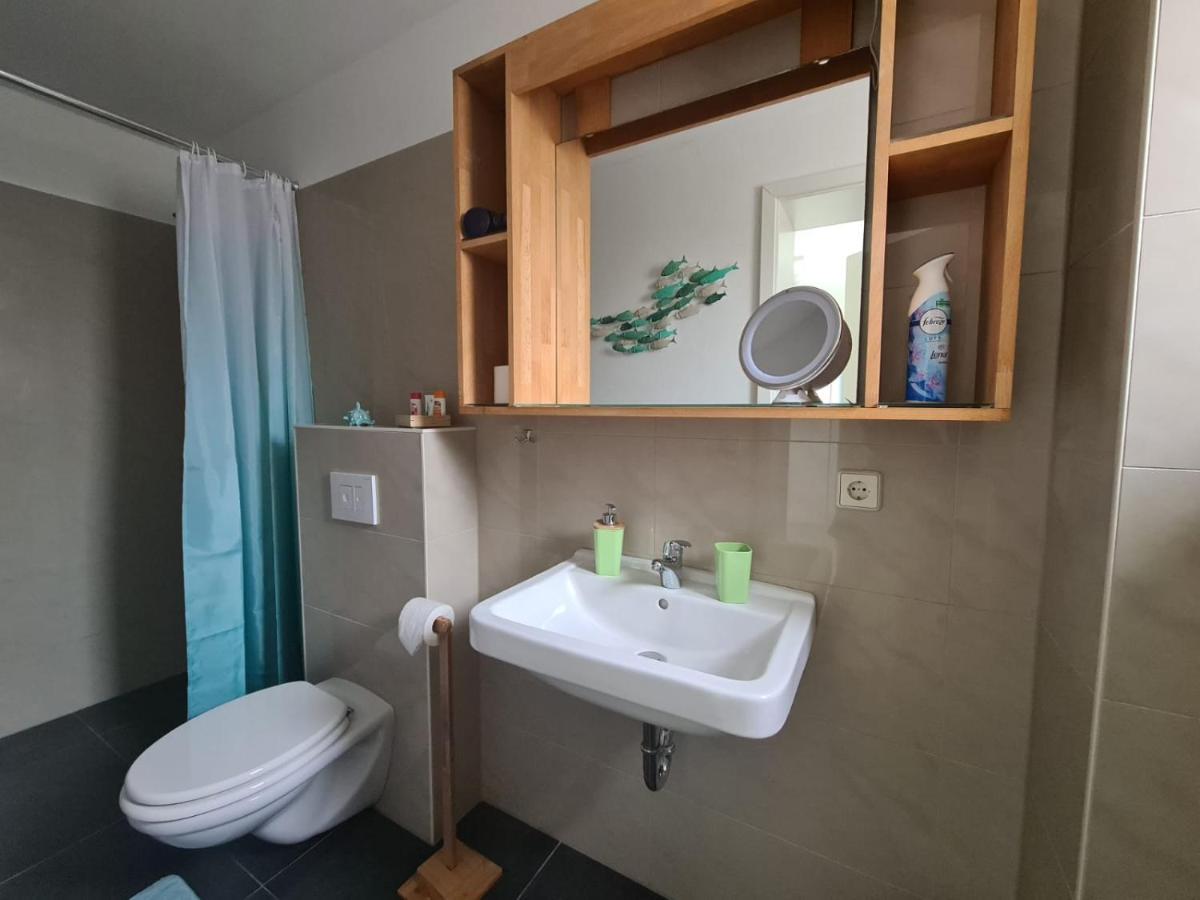 Neu Eingerichtetes Apartment #1 Mit Wlan !Sauna & Hot Tub Zubuchbar! Senftenberg Εξωτερικό φωτογραφία