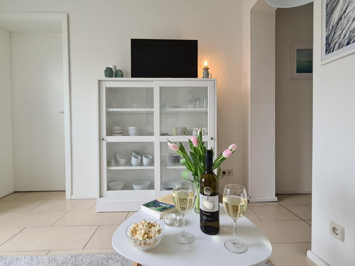 Neu Eingerichtetes Apartment #1 Mit Wlan !Sauna & Hot Tub Zubuchbar! Senftenberg Εξωτερικό φωτογραφία