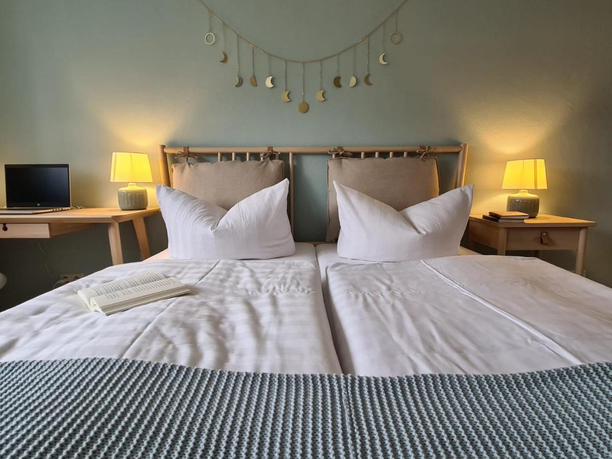 Neu Eingerichtetes Apartment #1 Mit Wlan !Sauna & Hot Tub Zubuchbar! Senftenberg Εξωτερικό φωτογραφία